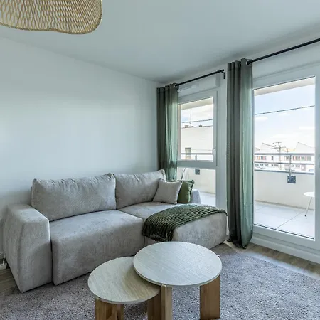Le Patio - Parking By Primo Conciergerie